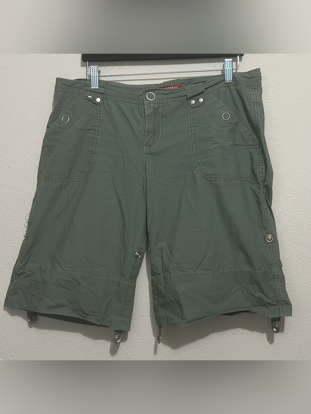 Women’s Olive Green Cargo Skirt Outdoor Hiking Utility Pockets Snap Detail Size